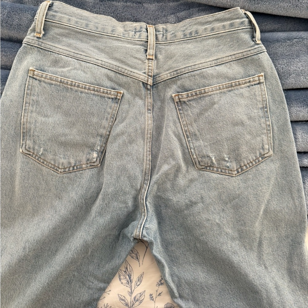 Agolde women’s  Faded Blue Relaxed Jeans - Picture 2 of 5